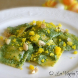 Ravioli all'erba cipollina con pesto di sclopit e Buona Pasqua a tutti !!!-Barone d.o.o.