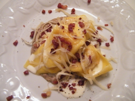  Tortelloni fatti a mano Pastificio Barone ripieni di zucca alla crema di funghi-Barone d.o.o.