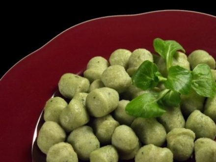 Gnocchi di spinaci al pesto di pistacchi-Barone S.r.l.